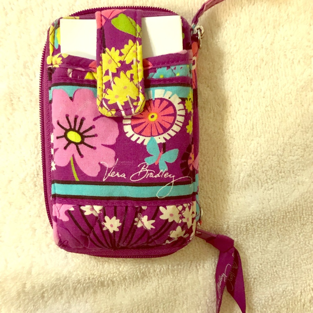 Vera Bradley smartphone wallet